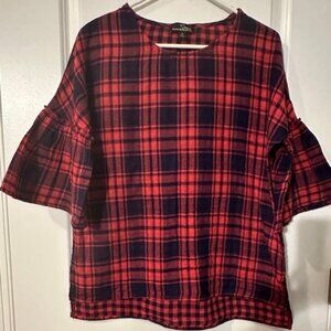 SUZANE BETRO BLACK AND RED BUFFALO PLAID HI-LO TOP